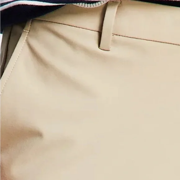 Michael Kors Men's Solid Classic Fit Beige Stretch Dress Pants 34/32 Brand New - Picture 4 of 8